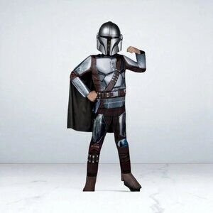 NWT Youth Star Wars The Mandalorian Costume